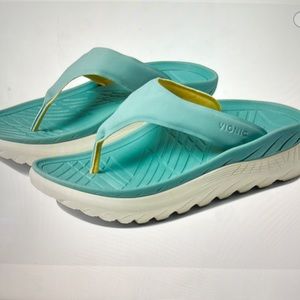 Vionic Restore Sandal. Size 7. Color Wasabi